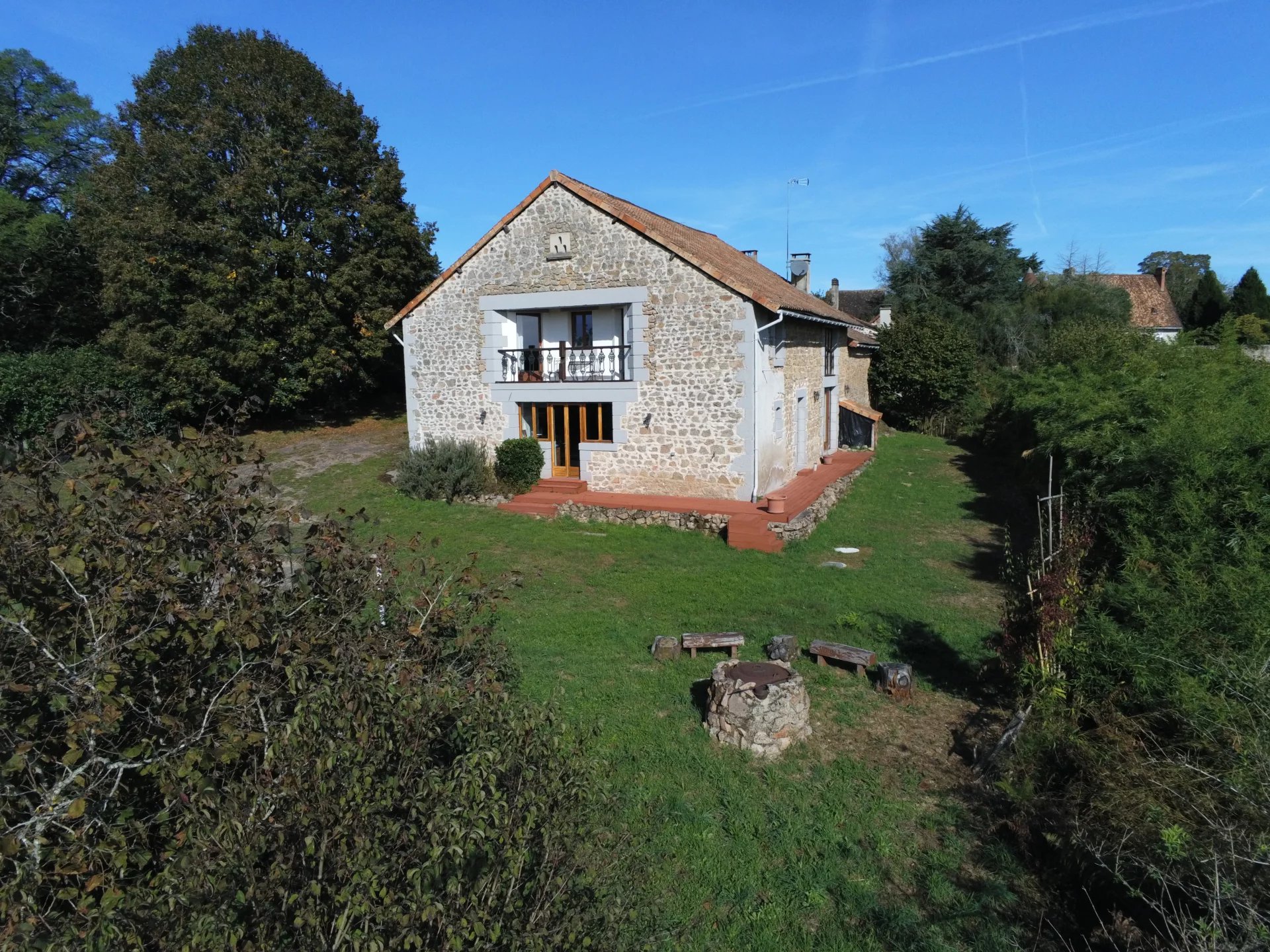 Barn conversion at the end of the hamlet, Aquitaine – France – BVI61820