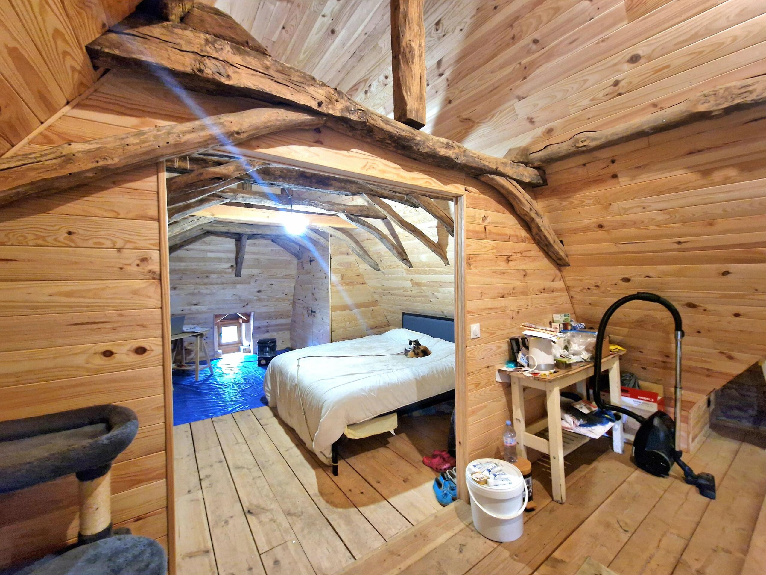 Traditional Stone House with outbuildings, land and VIEWS!, Aquitaine – France – BVI67627