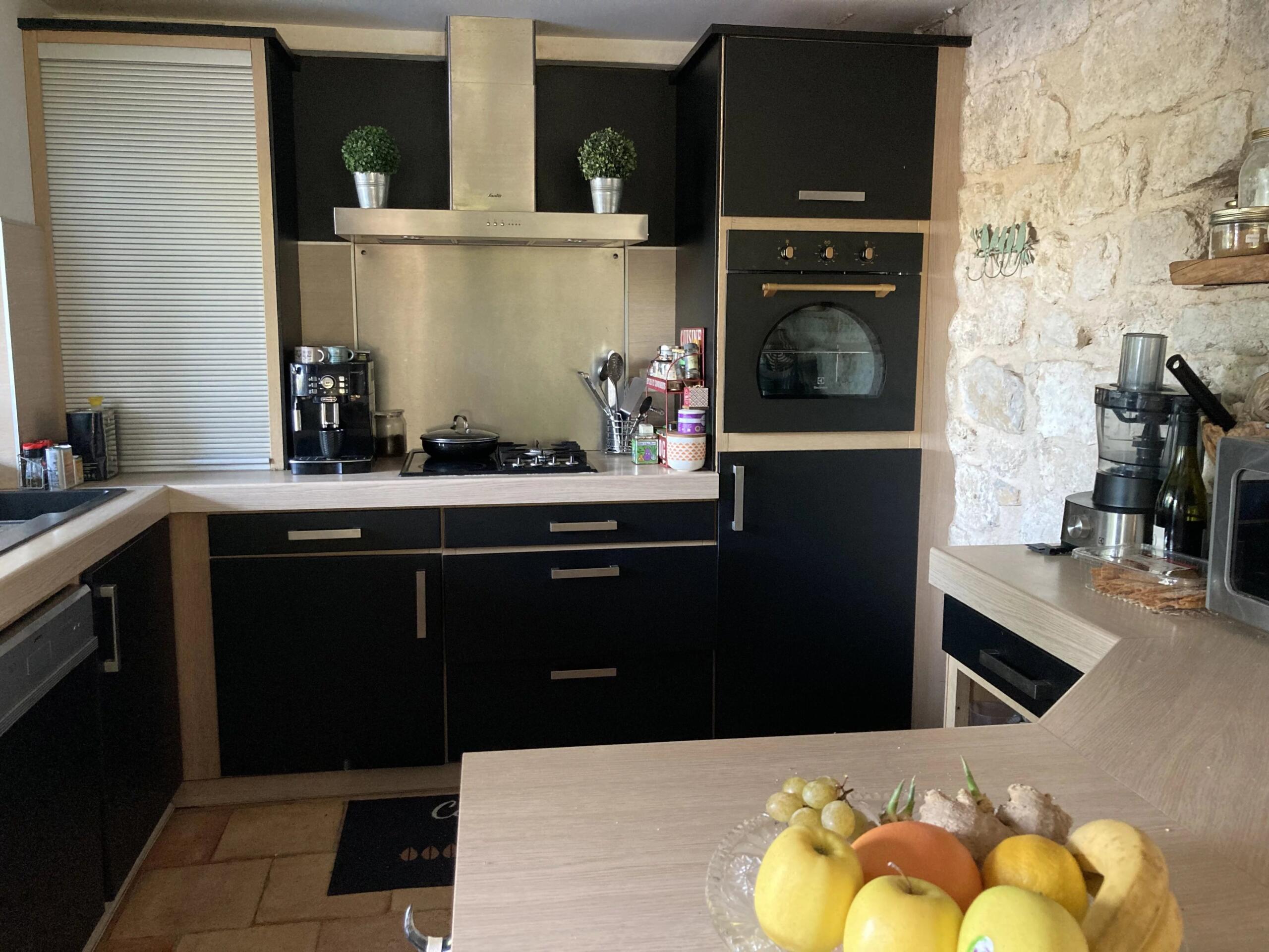 Elegant Renovated Stone Home with Pool in the Golden Triangle, Midi-Pyrénées – France – BVI84619