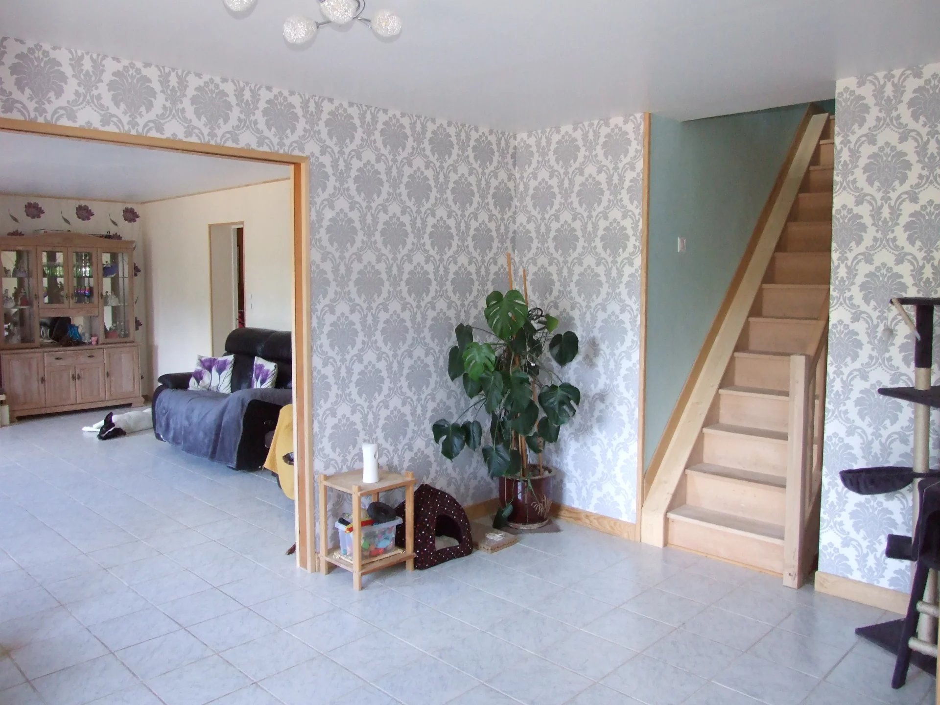 Fabulous refurbished 6 bedroom, 5 bathroom house 2 gites and 2 lakes, Poitou-Charentes – France – BVI81621