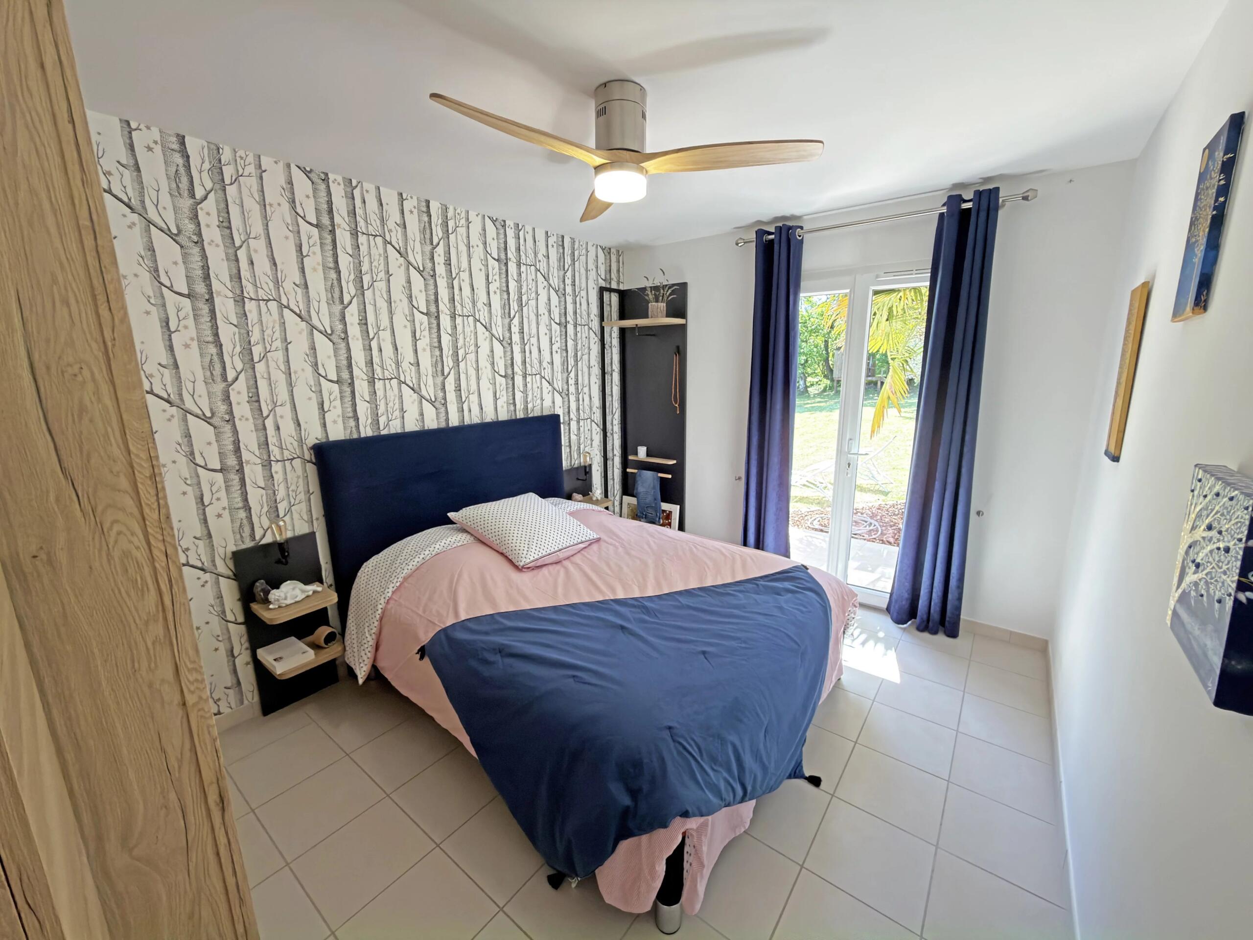 Beautiful Villa with Swimming Pool near Aubeterre-sur-Dronne!, Aquitaine – France – BVI85136