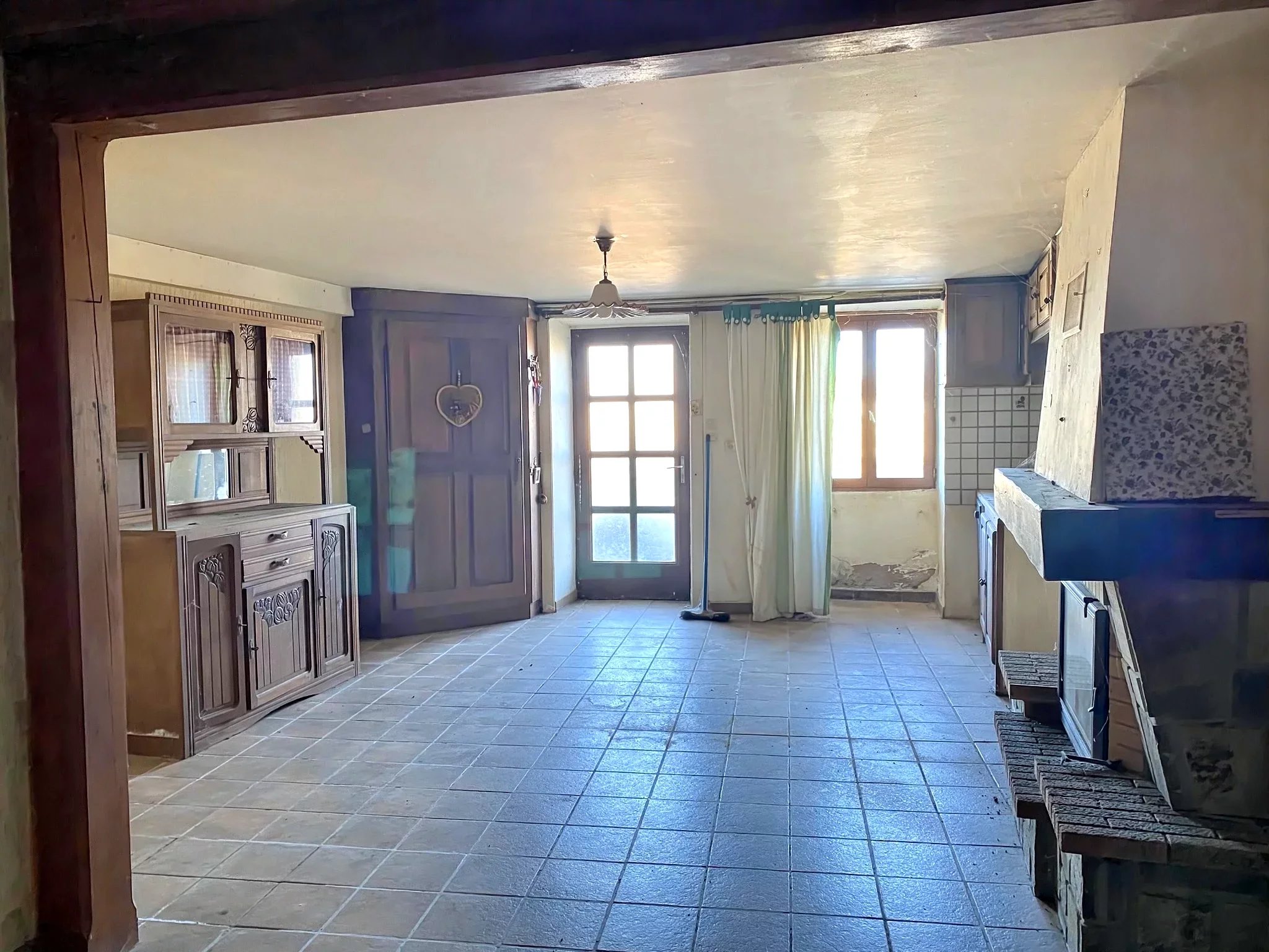 A cute hamlet house and another house to renovate very close to Bellac!, Limousin – France – BVI84879