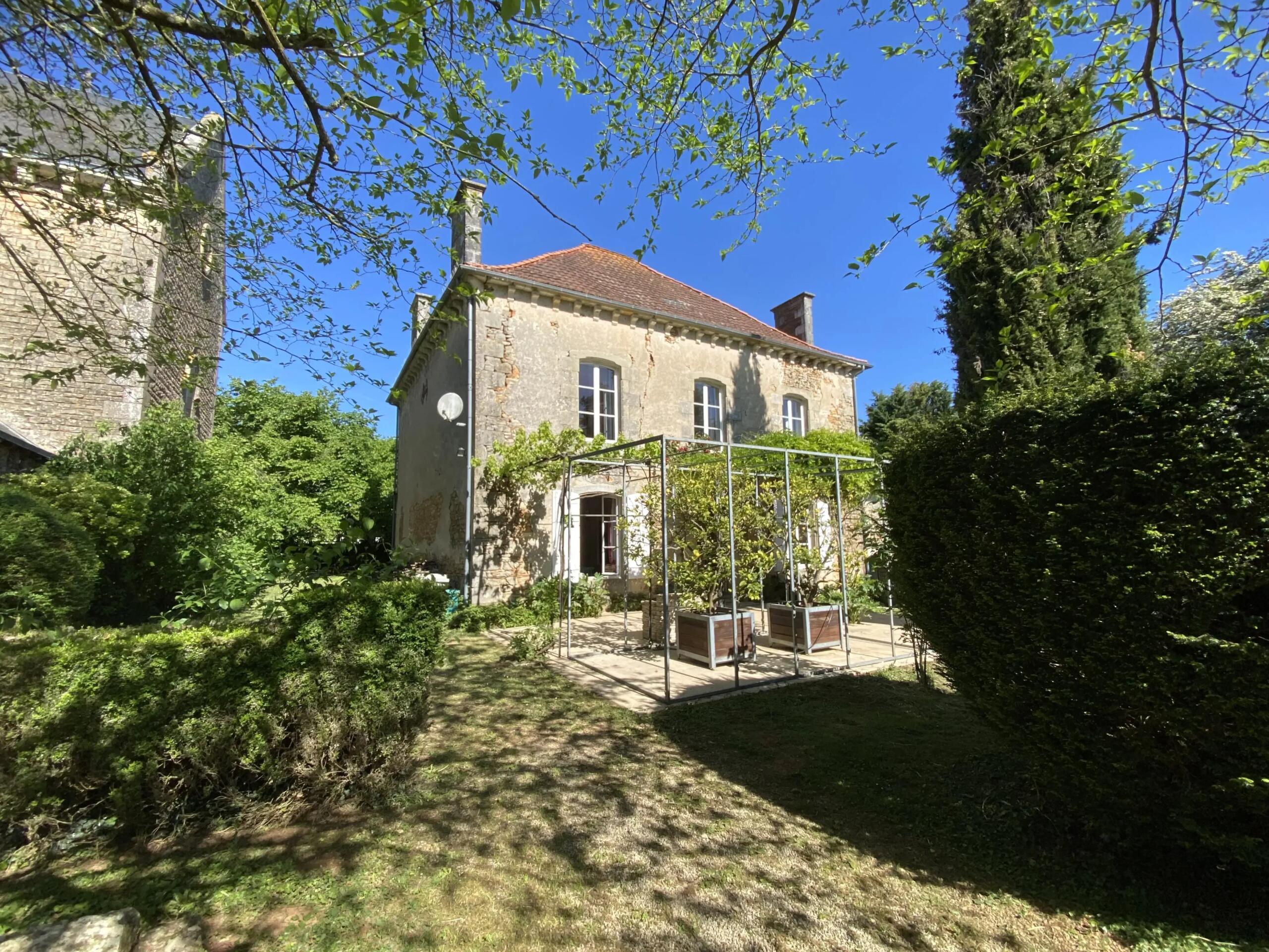 Characterful 19th-Century Presbytery Set in Over 2 Hectares Near Poitiers, Poitou-Charentes – France – BVI85167