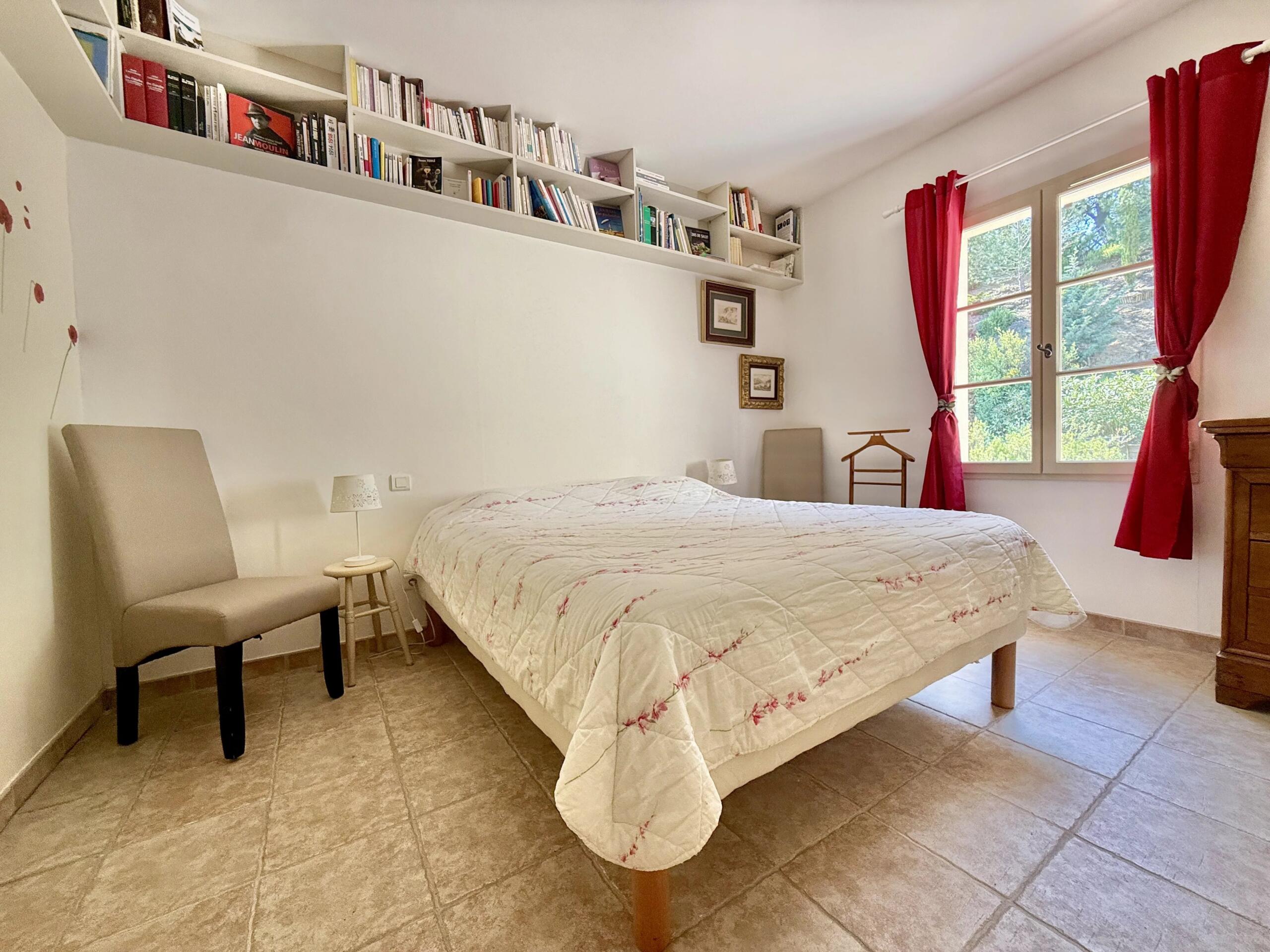 Limoux area: Luminous Villa with Panoramic views, pool and over a hectare of land, Languedoc-Roussillon – France – BVI85214