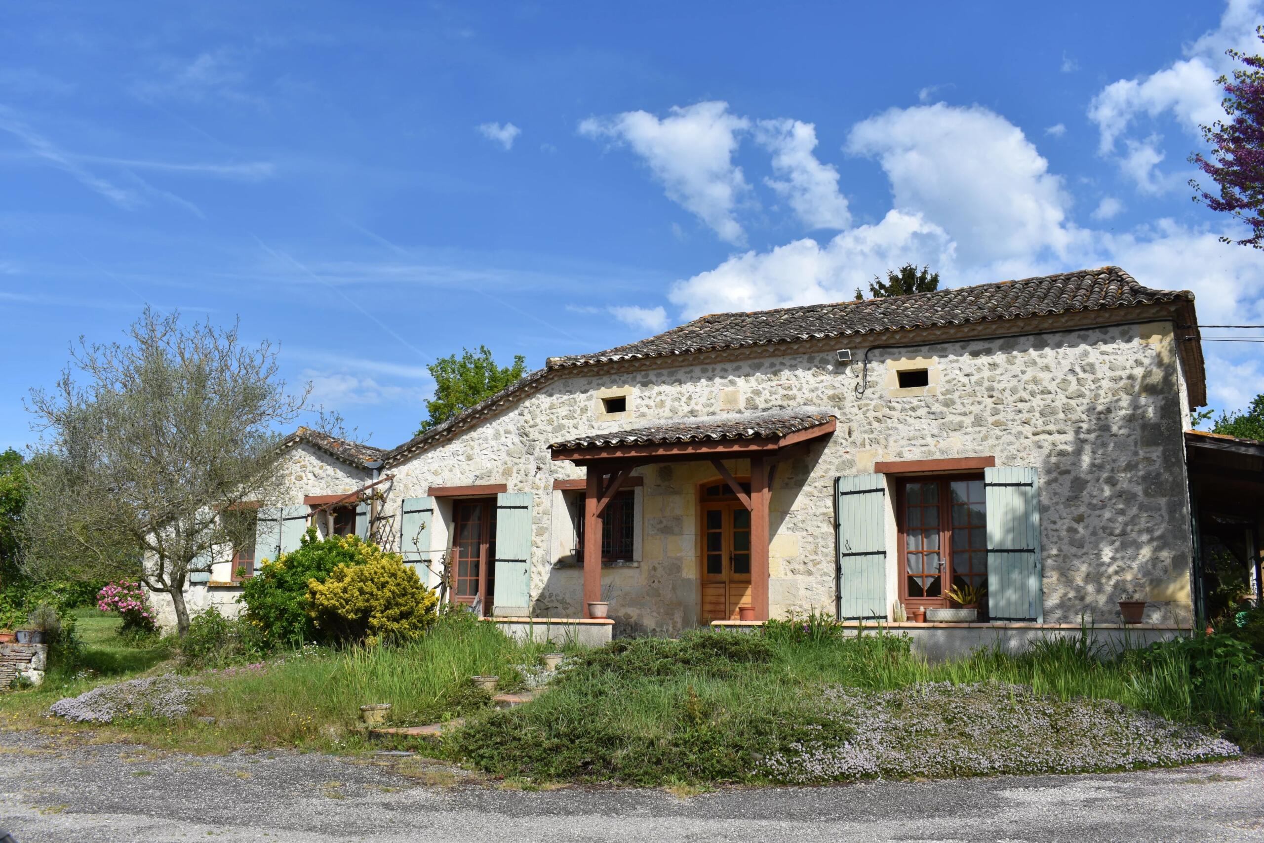 Charming Stone House in Cancon, Lot-et-Garonne, Aquitaine – France – BVI85226