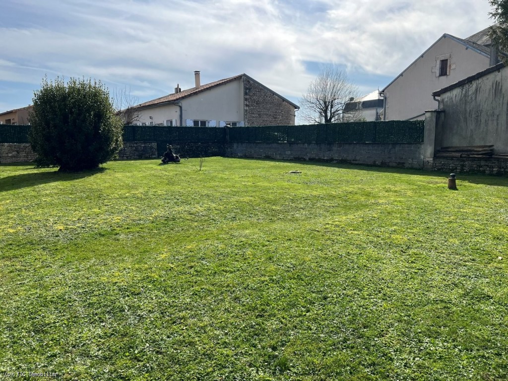 1 bedroom House in Villefagnan, France – r7468