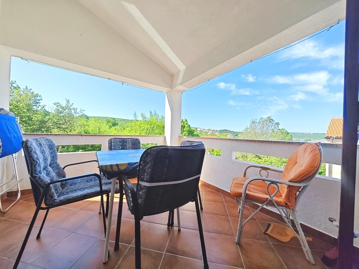 2 bedroom apartment in Dobrinj, Croatia – 103651