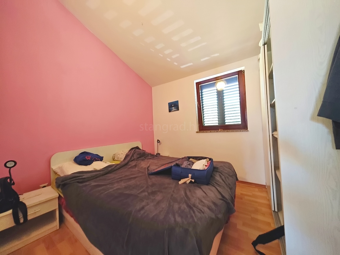 2 bedroom apartment in Dobrinj, Croatia – 103651
