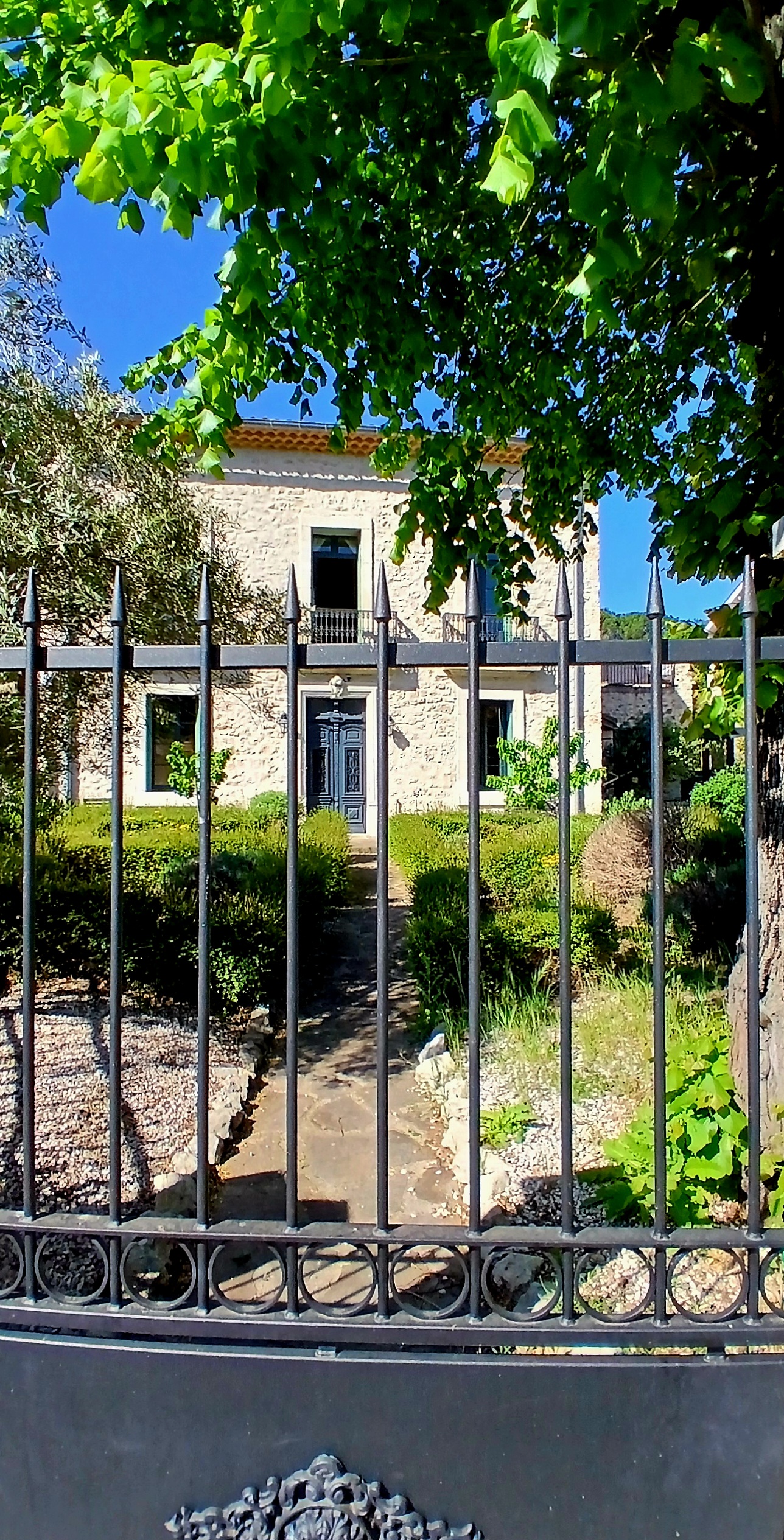 5 bedroom Detached House in Lamalou Les Bains, Herault, France – ll513000e