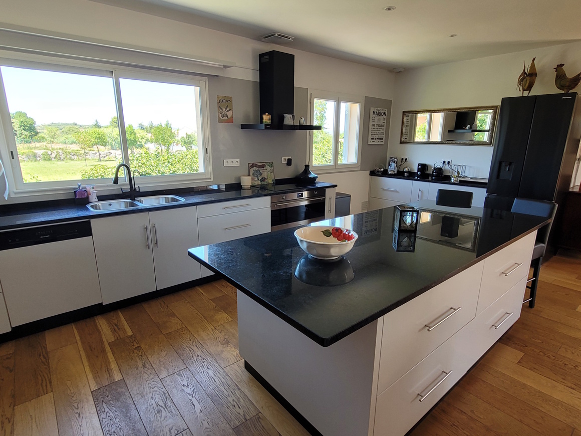 4 bedroom Detached House in Alignan Du Vent, Herault, France – as588500eee