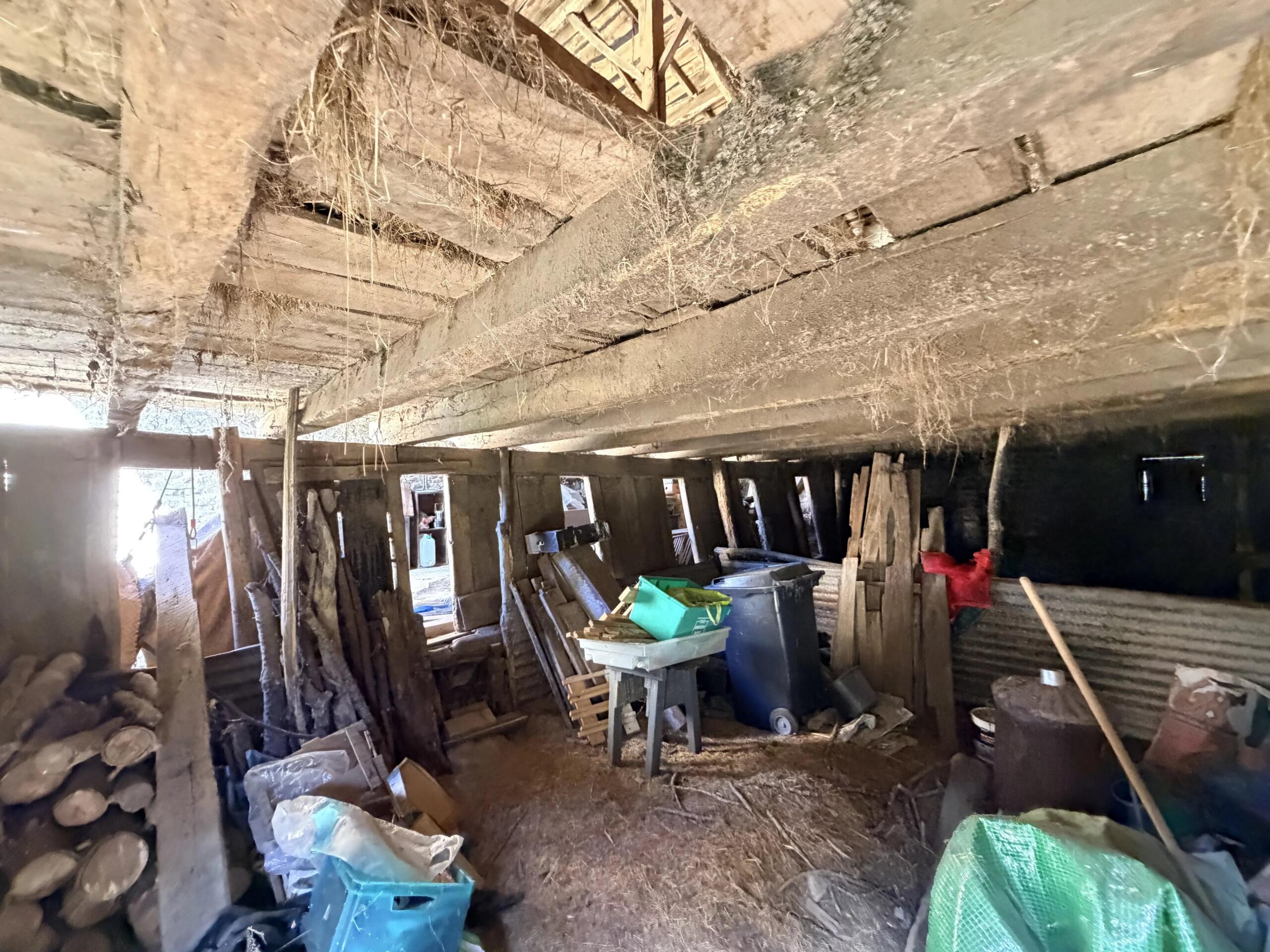 Village barn for renovation with over 10,000m2 of land, Limousin – France – BVI85449