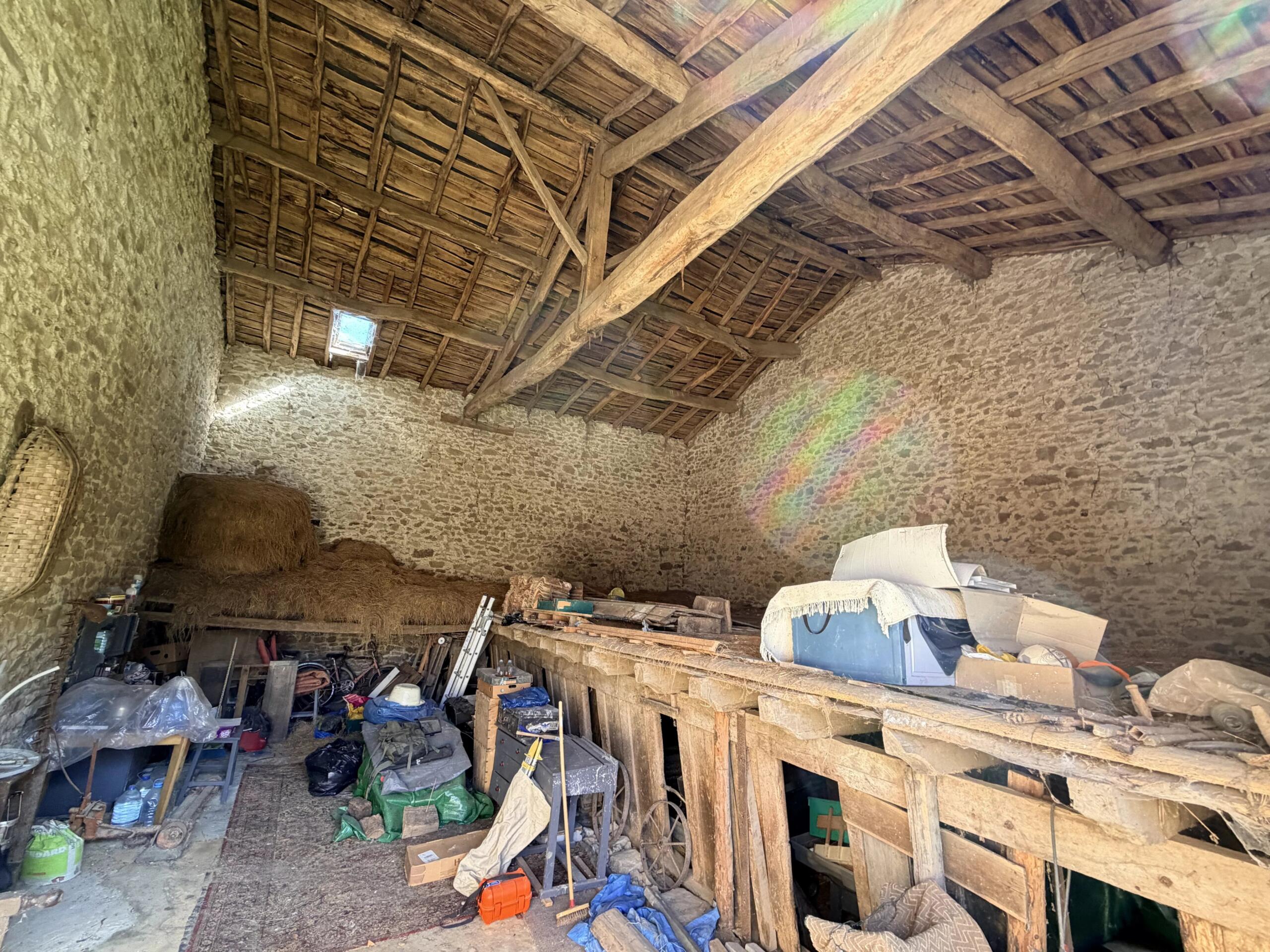 Village barn for renovation with over 10,000m2 of land, Limousin – France – BVI85449