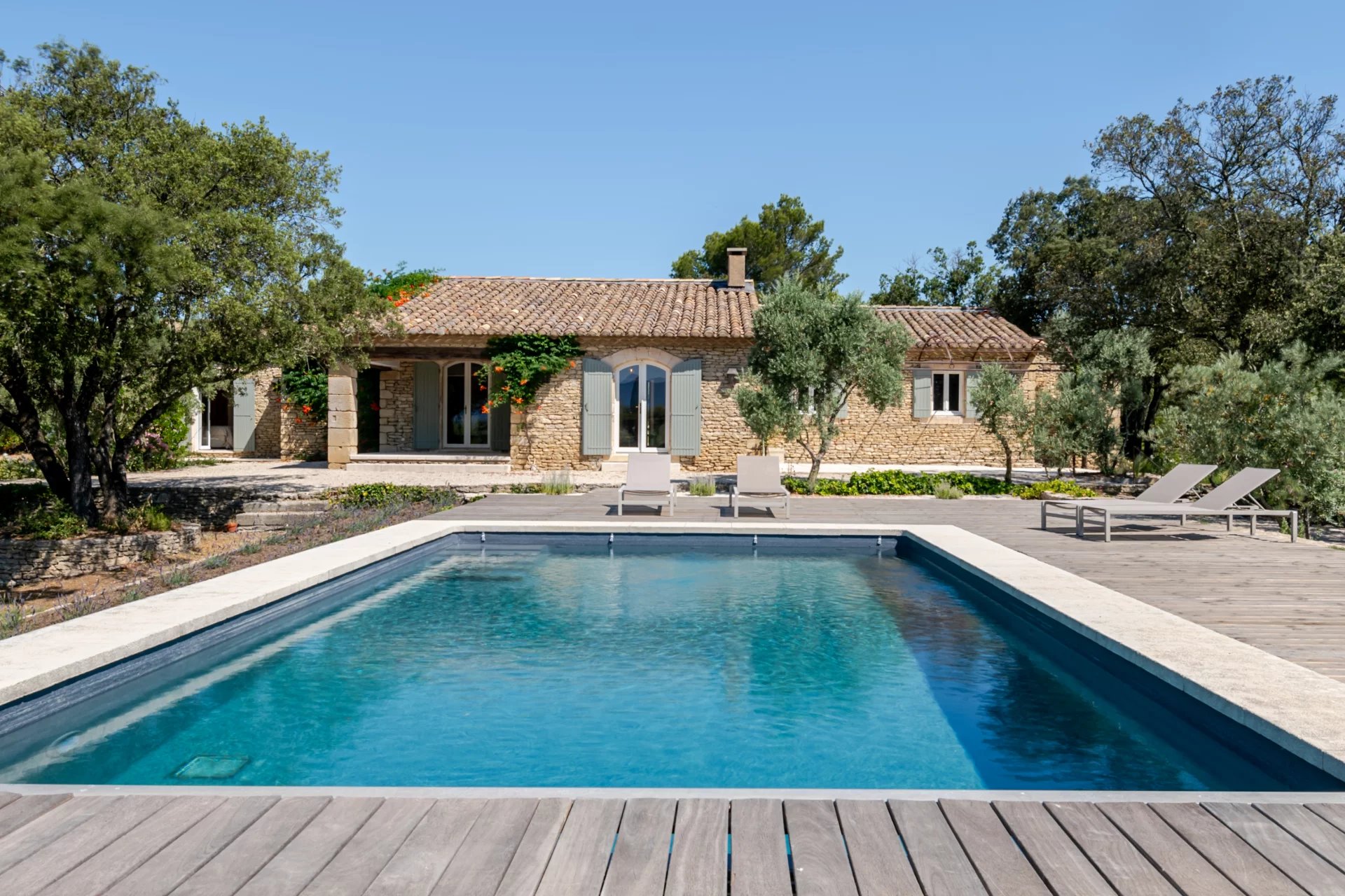 Magnificent traditional Provencial stone house in Gordes, Provence-Alpes-Côte d’Azur – France – BVI83720