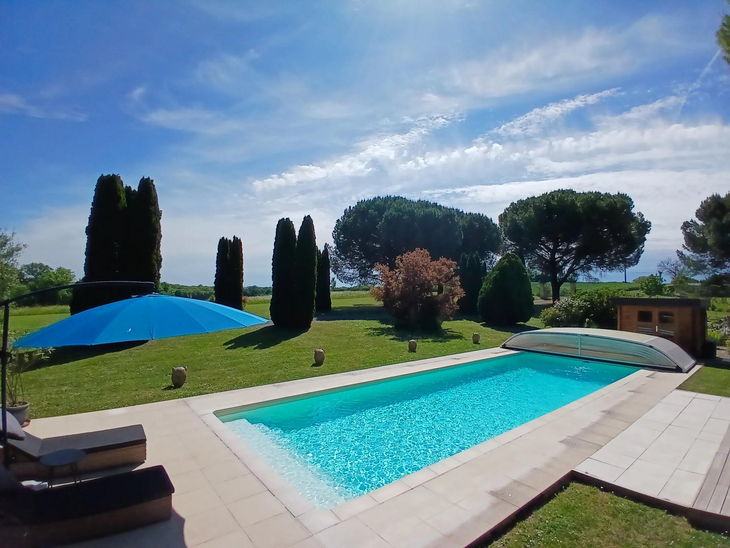 Stunning luxury 4-bed house with heated salt-water pool, Poitou-Charentes – France – BVI85558