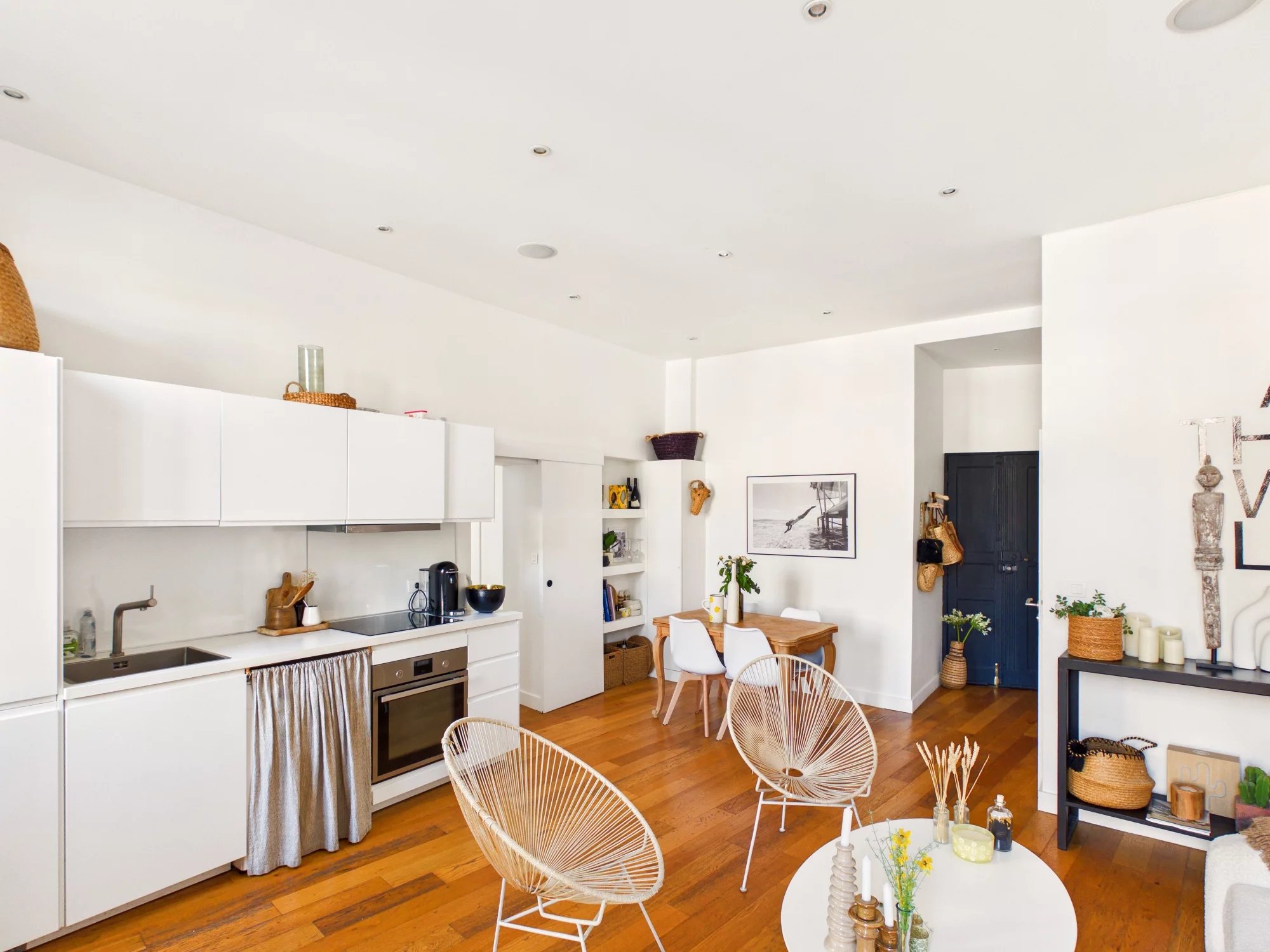Aix-en-Provence – Historic Centre 1-bedroom apartment – ​​44 m² with balcony and unobstructed view, Provence-Alpes-Côte d’Azur – France – BVI85439