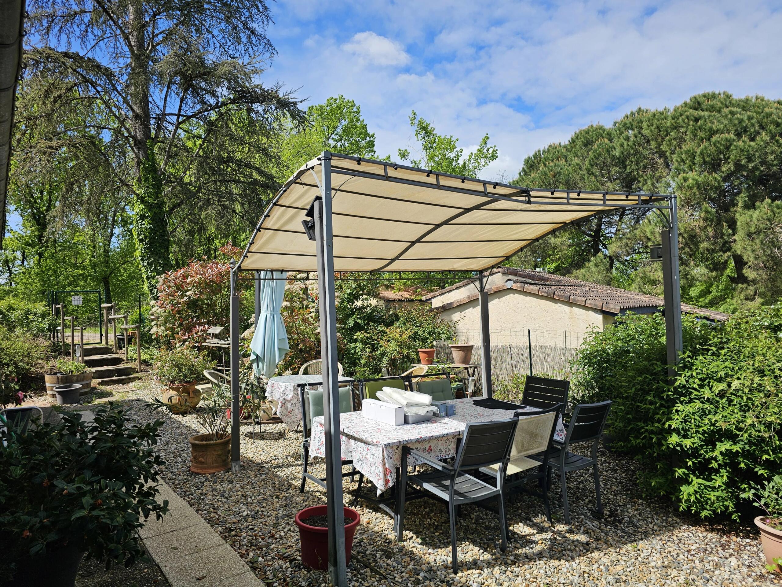 Cosy cottage in peaceful location, Aquitaine – France – BVI85473