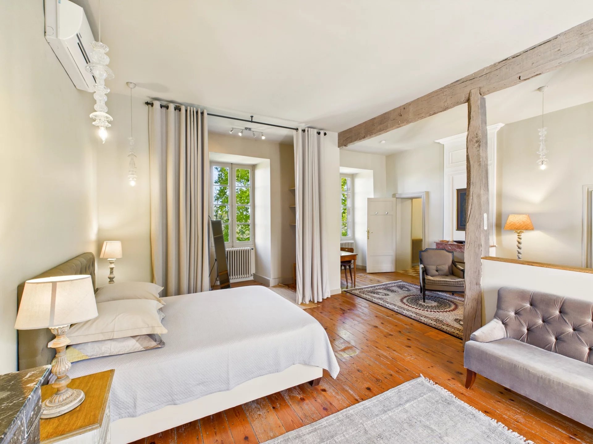 Beautiful 17th century château set in an idyllic environment close to the bastide of Monflanquin, Aquitaine – France – BVI80900