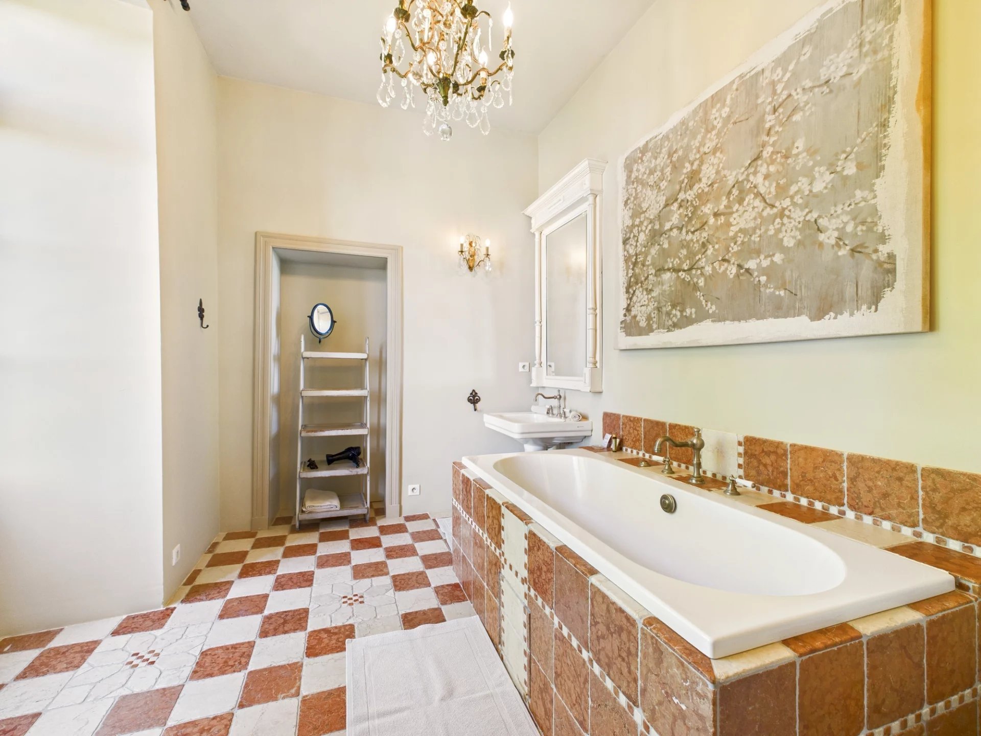 Beautiful 17th century château set in an idyllic environment close to the bastide of Monflanquin, Aquitaine – France – BVI80900