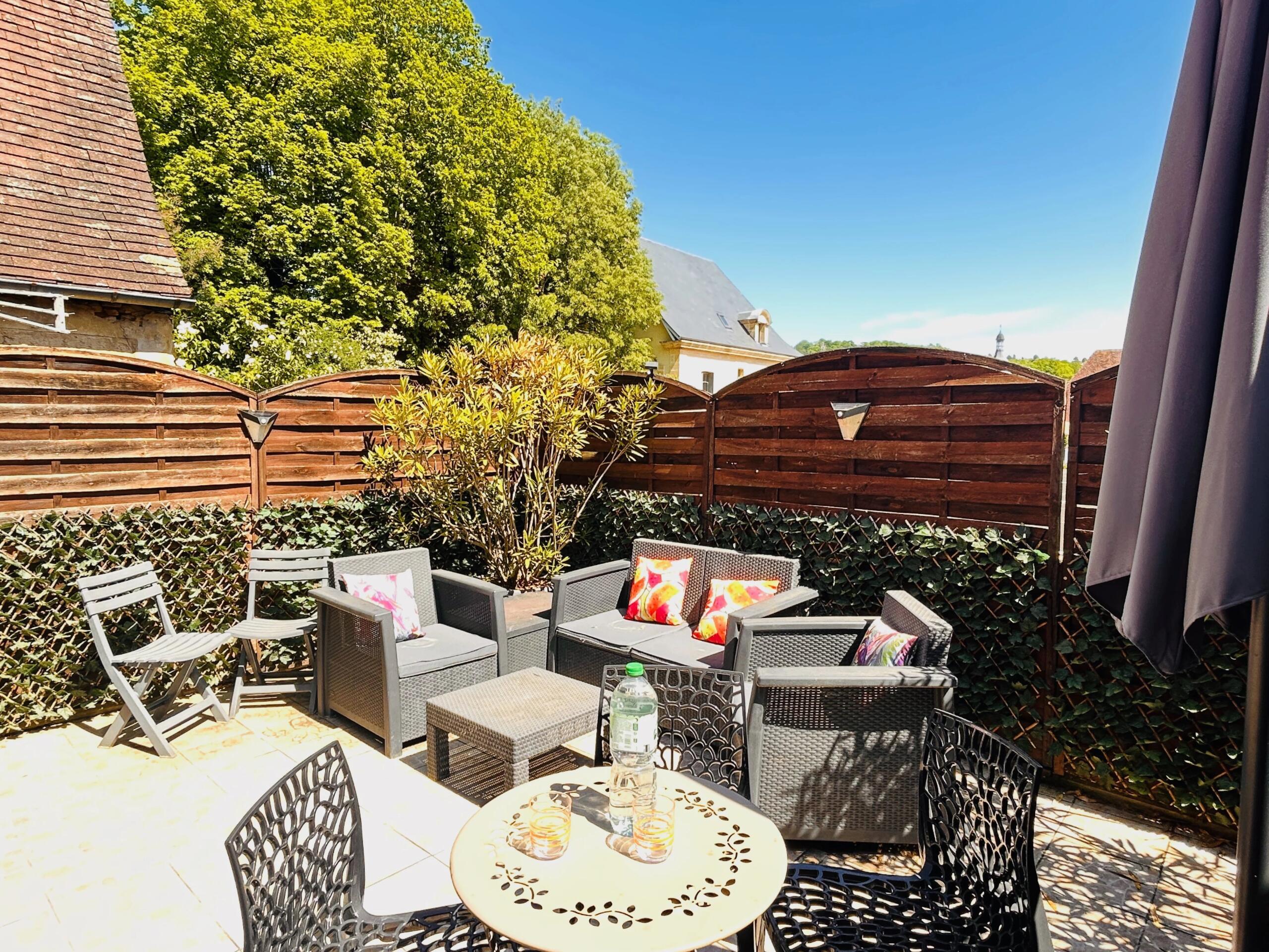 Sarlat-la-Canéda 3 bed stone house with terrace just steps from the historic centre, Aquitaine – France – BVI85387