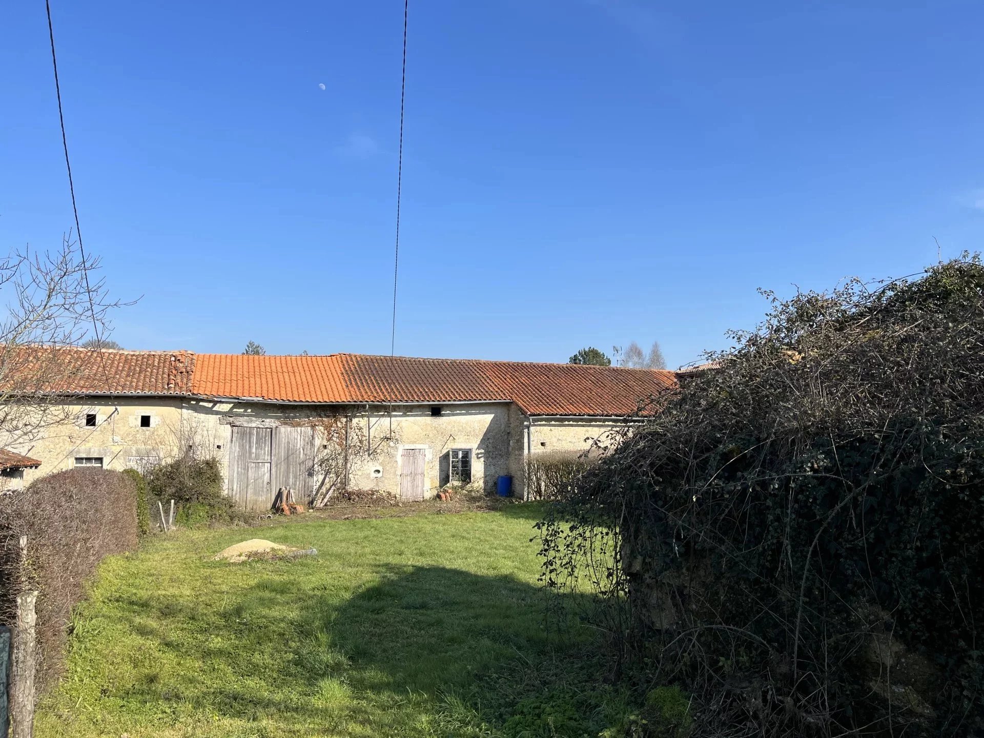 Barn renovation project, Poitou-Charentes – France – BVI85266