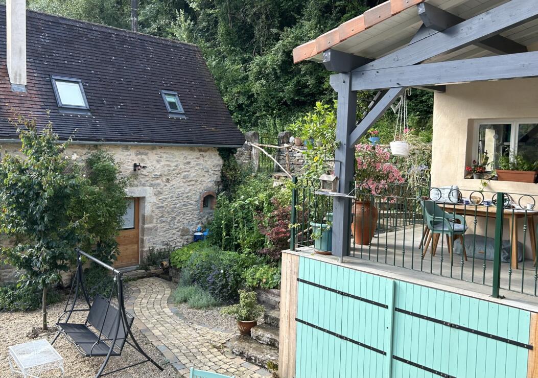 Character 3 bedroomed Stone House for Sale with separate holiday Gite – Lot, France