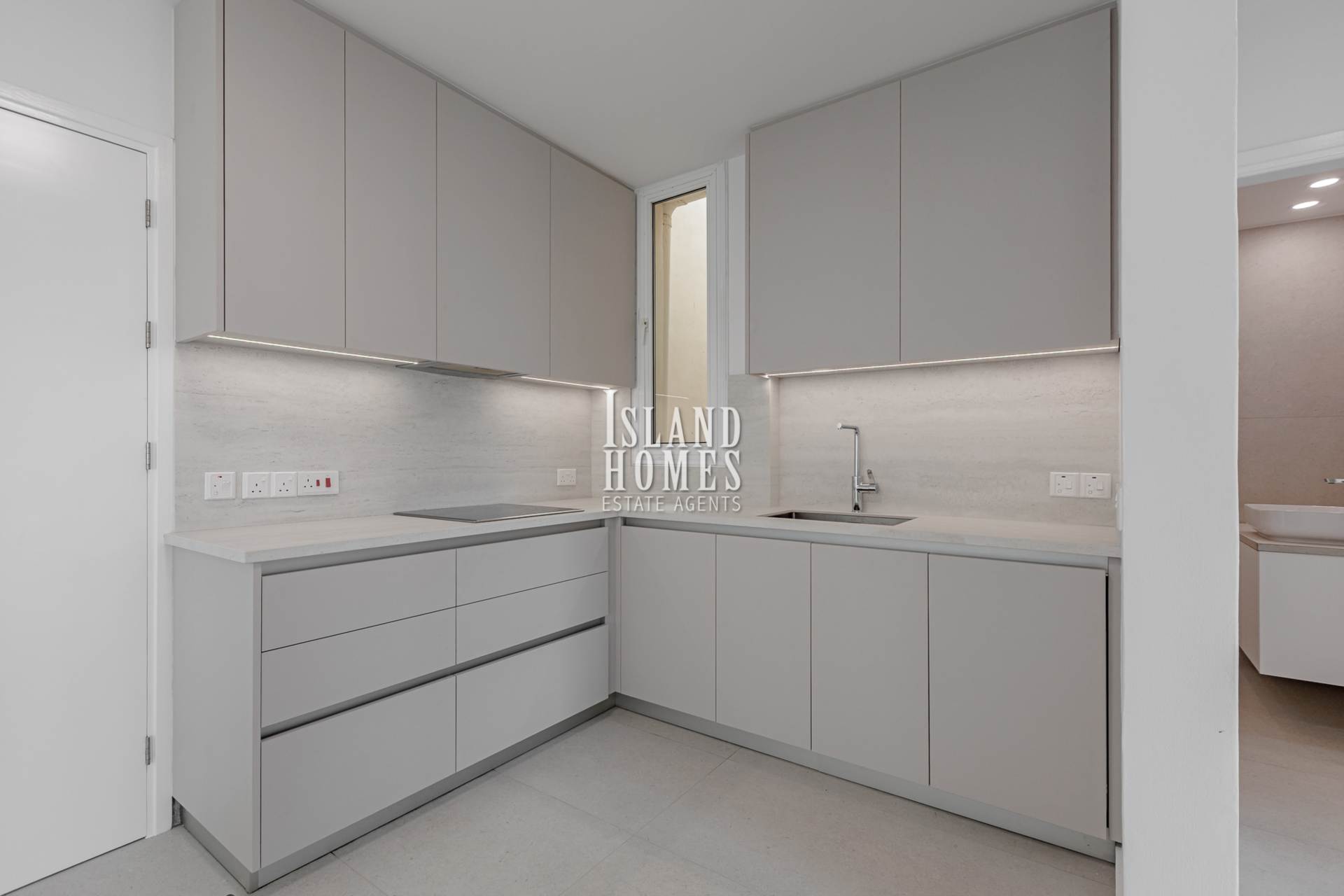 2 bedroom Apartment in Paralimni, Famagusta, Cyprus – KcP112