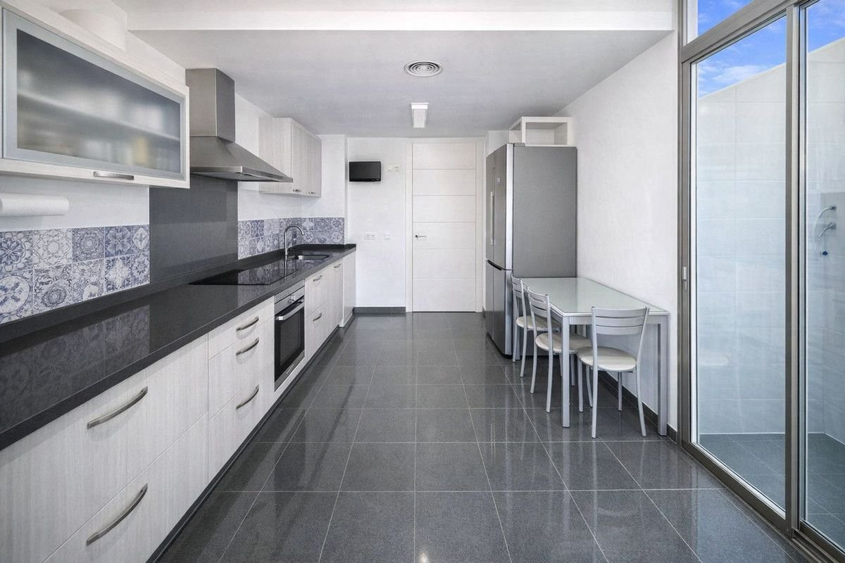 3 bedroom Apartment in Manilva, Malaga, Spain – 428-05419P