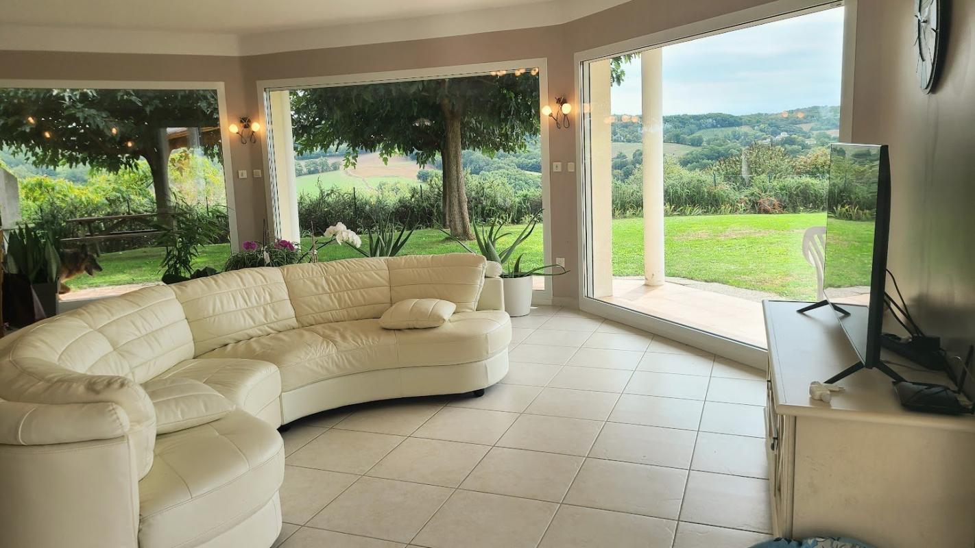 4 bedroom maison in Sainte Juliette, Tarn-et-Garonne, France