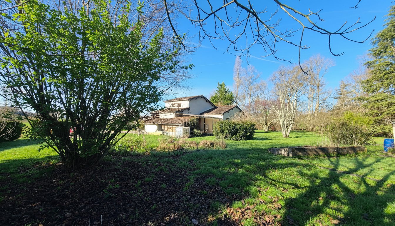 2 bedroom maison individuelle in Trejouls, Tarn-et-Garonne, France