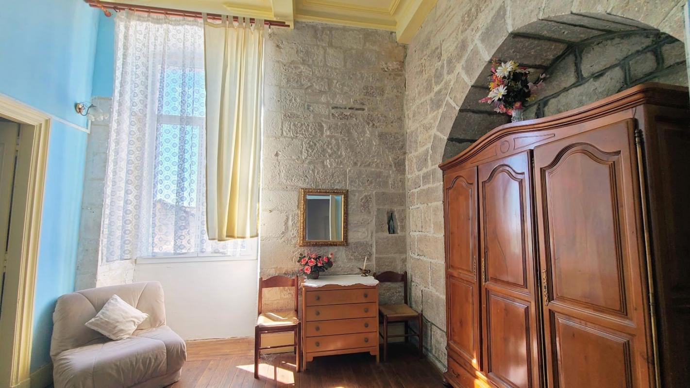 8 bedroom hotel particulier in Castelnau Montratier, Lot, France