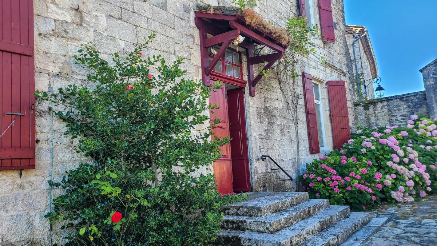 8 bedroom hotel particulier in Castelnau Montratier, Lot, France