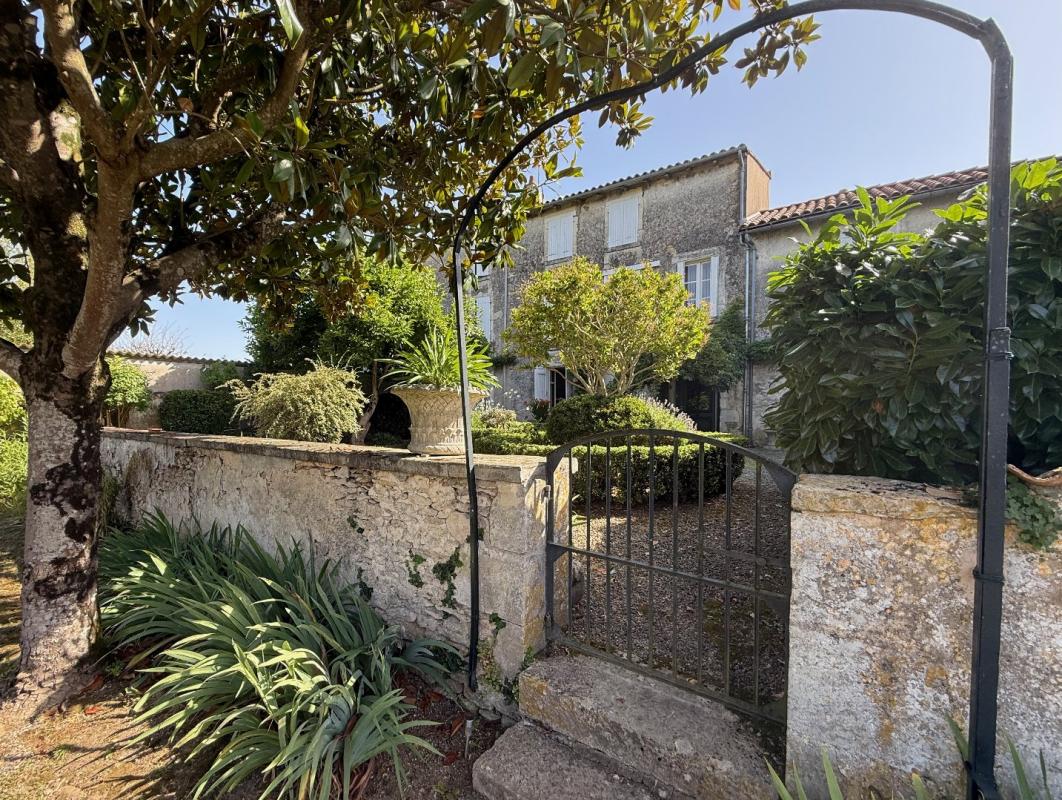 3 bedroom propriete in La Mothe Saint Heray, Deux-Sèvres, France