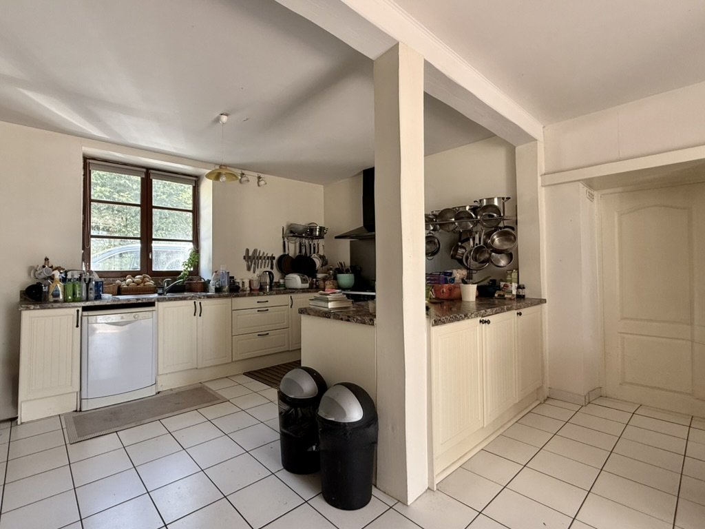 4 bedroom propriete in Le Bouchage, Charente, France