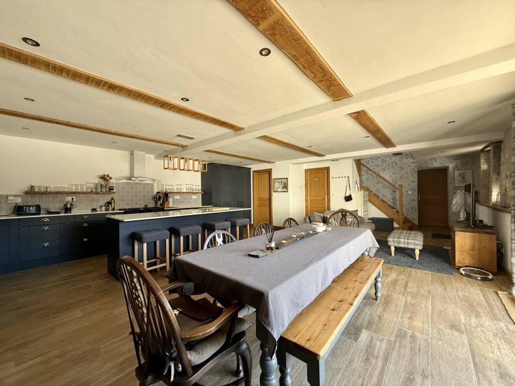 17 bedroom maison de village in Les Alleuds, Deux-Sèvres, France