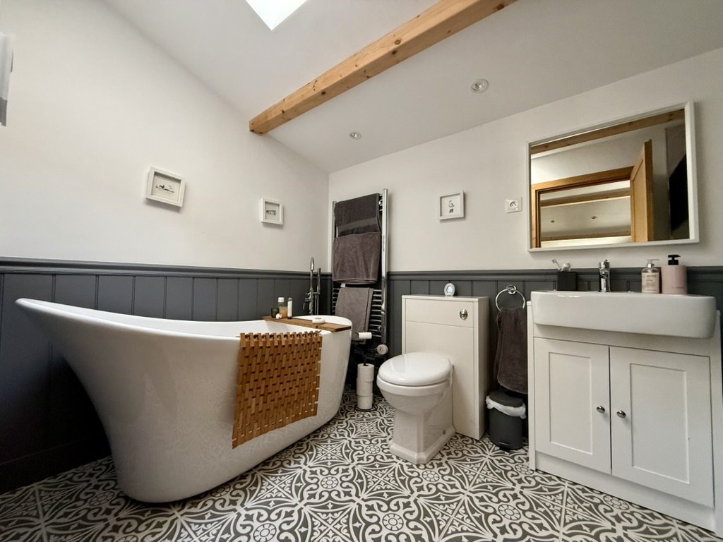 17 bedroom maison de village in Les Alleuds, Deux-Sèvres, France