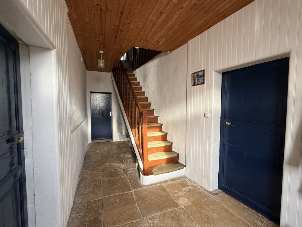 7 bedroom maison de village in Pioussay, Deux-Sèvres, France