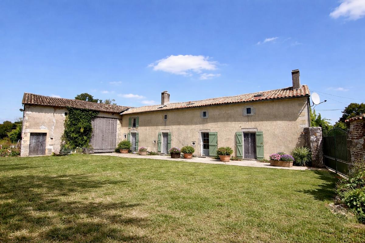 3 bedroom propriete in Chaunay, Vienne, France
