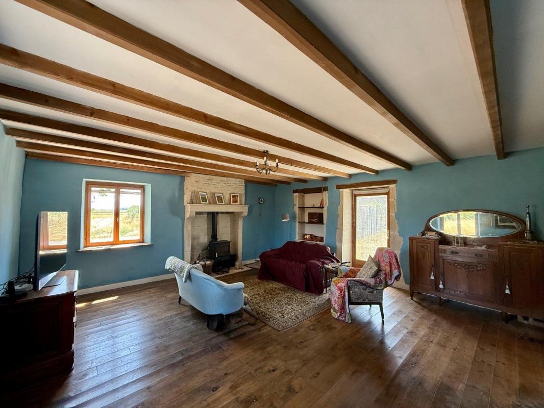 3 bedroom propriete in Chaunay, Vienne, France