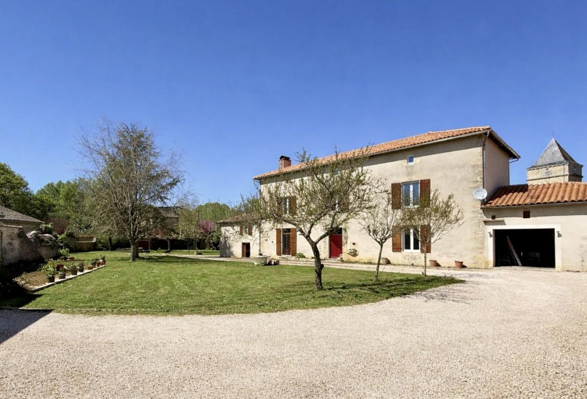 3 bedroom propriete in Sainte Soline, Deux-Sèvres, France