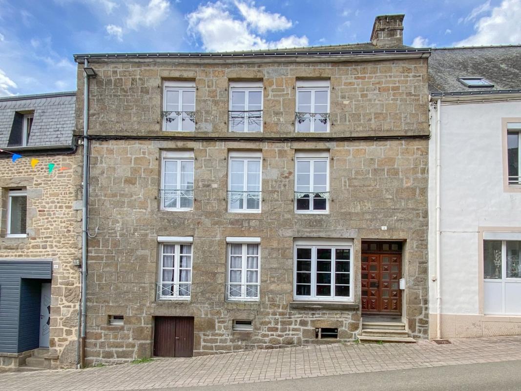 4 bedroom immeuble in Gorron, Mayenne, France