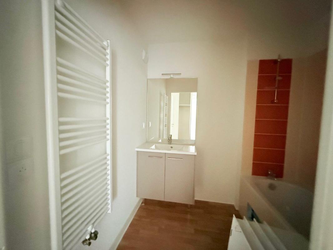 2 bedroom t3 in Pradines, Lot, France