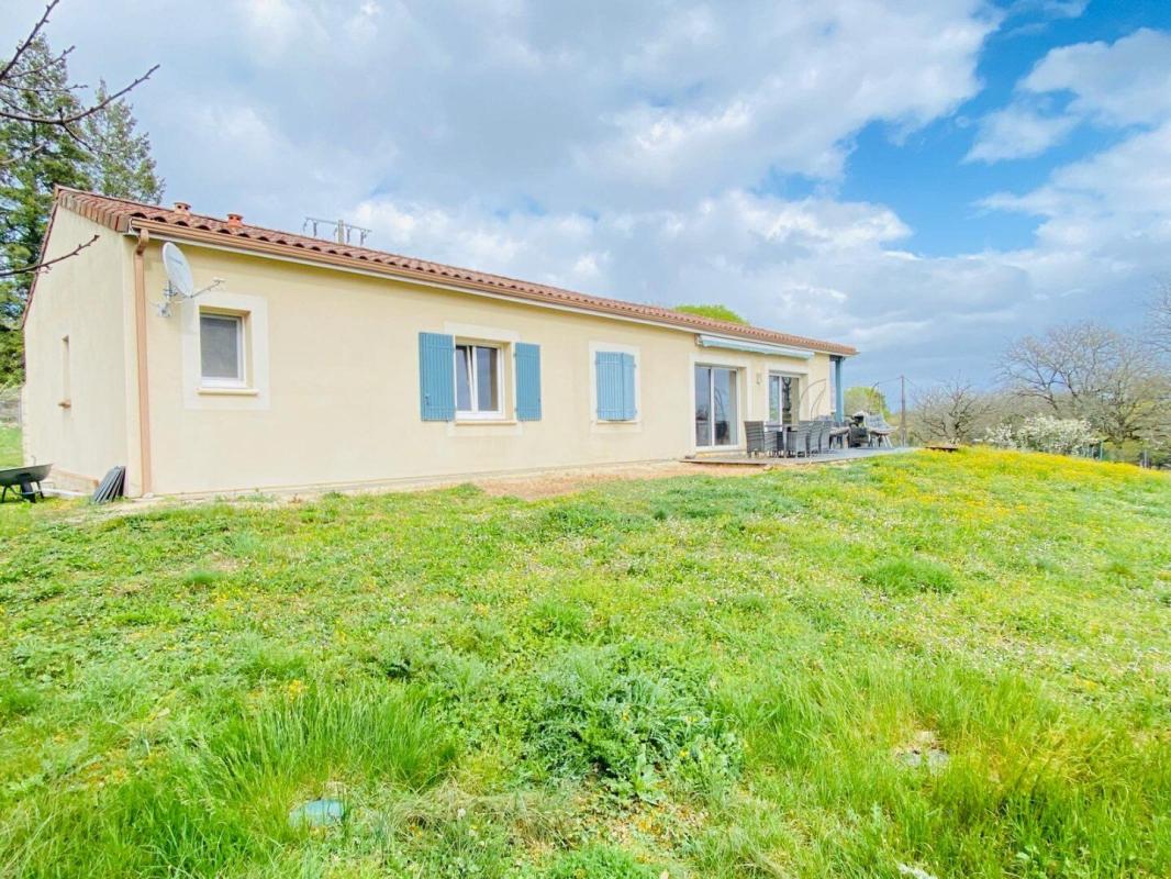 4 bedroom maison in Vers, Lot, France