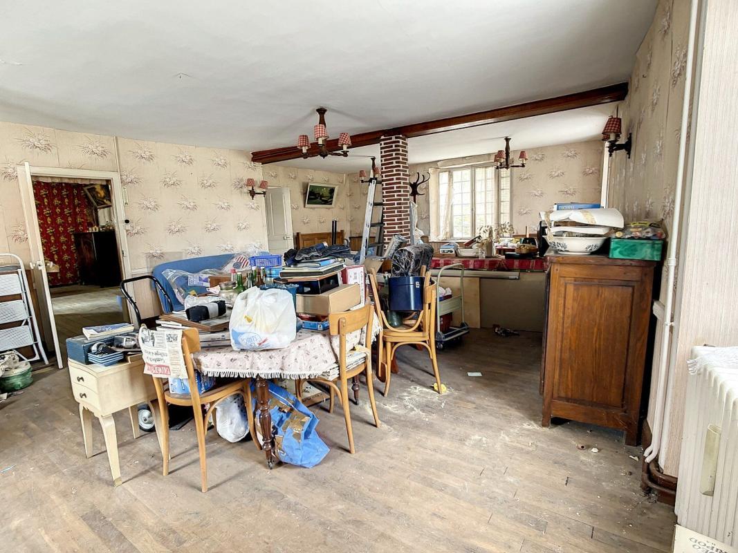 6 bedroom corps de ferme in Latronquiere, Lot, France