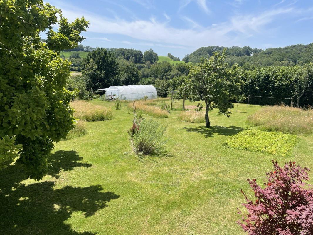 5 bedroom maison recente in Cayrols, Cantal, France