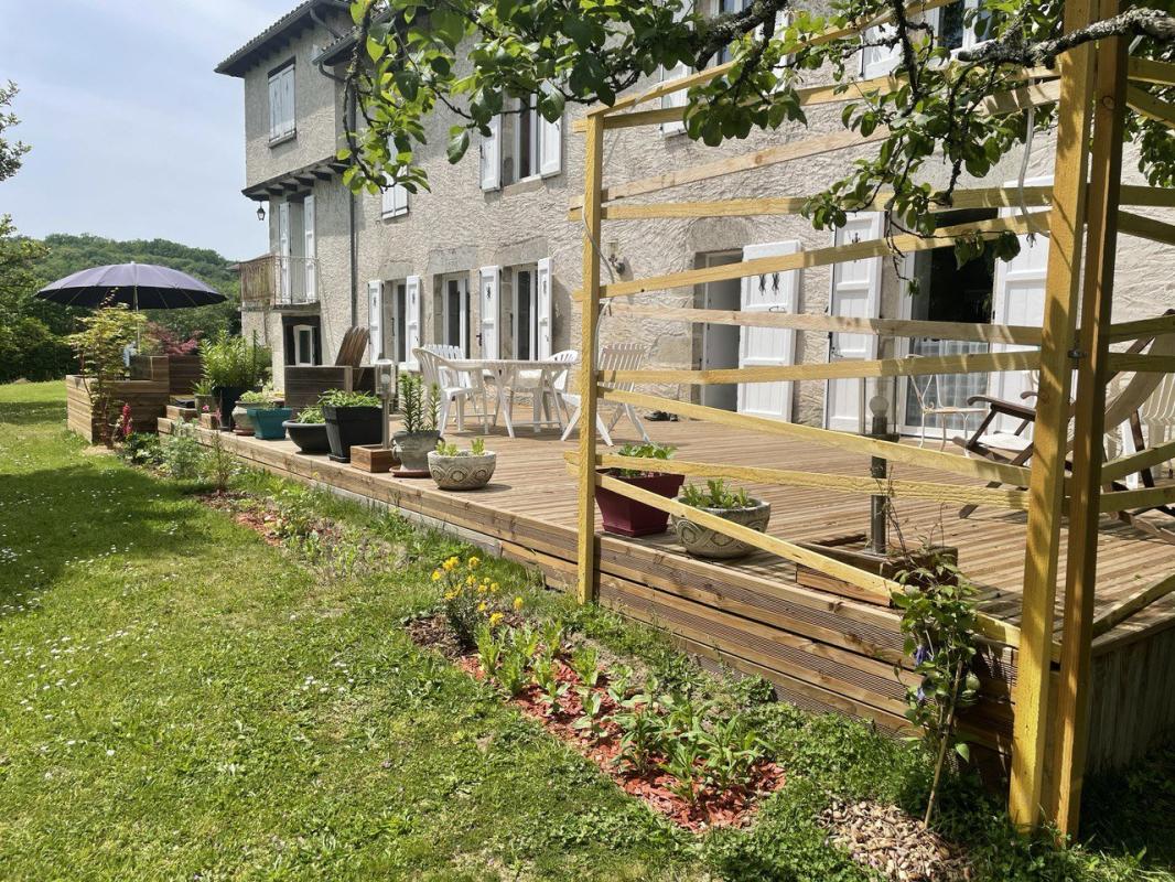 5 bedroom maison recente in Cayrols, Cantal, France