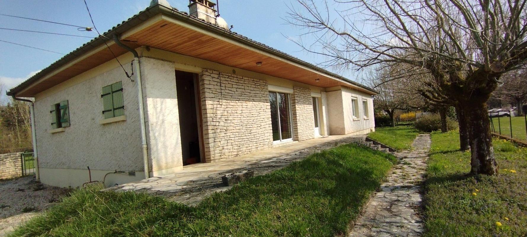 3 bedroom maison in Vayrac, Lot, France