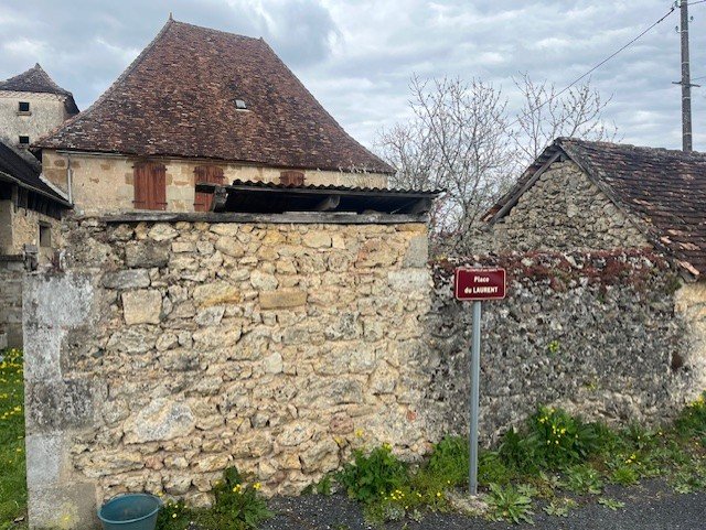 maison a renover in La Chapelle Aux Saints, Corrèze, France