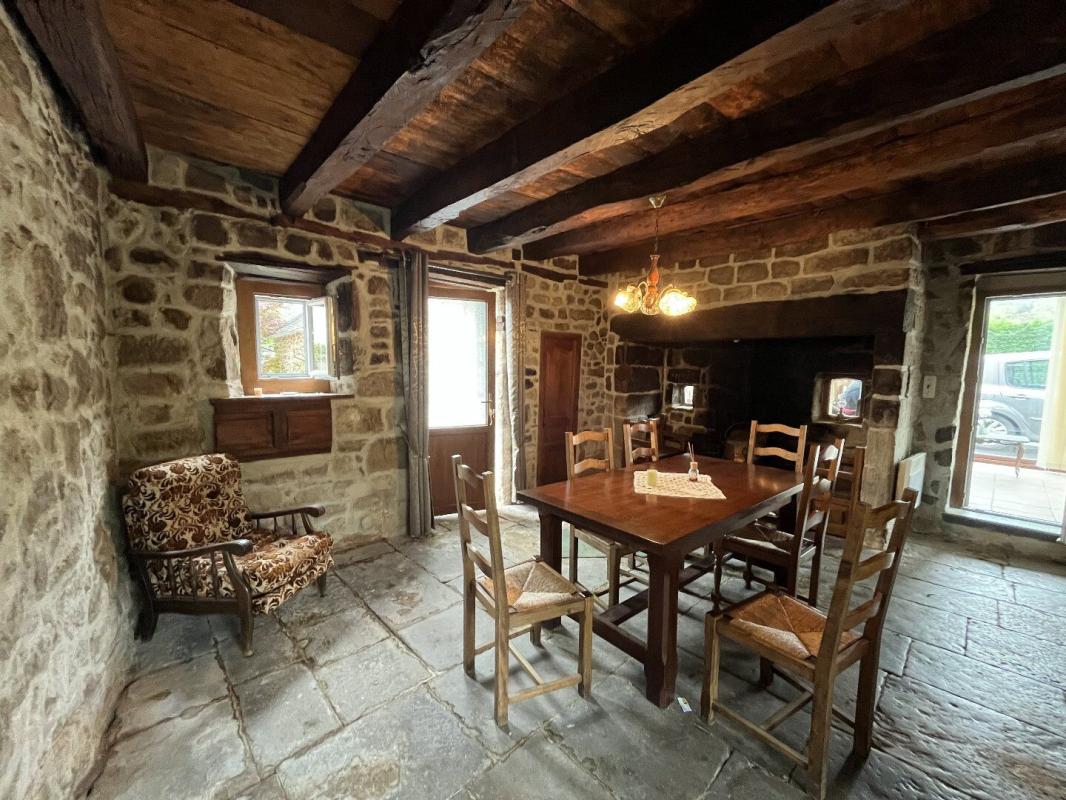 2 bedroom corps de ferme in Curemonte, Corrèze, France