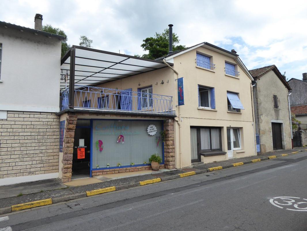 2 bedroom maison in Latronquiere, Lot, France