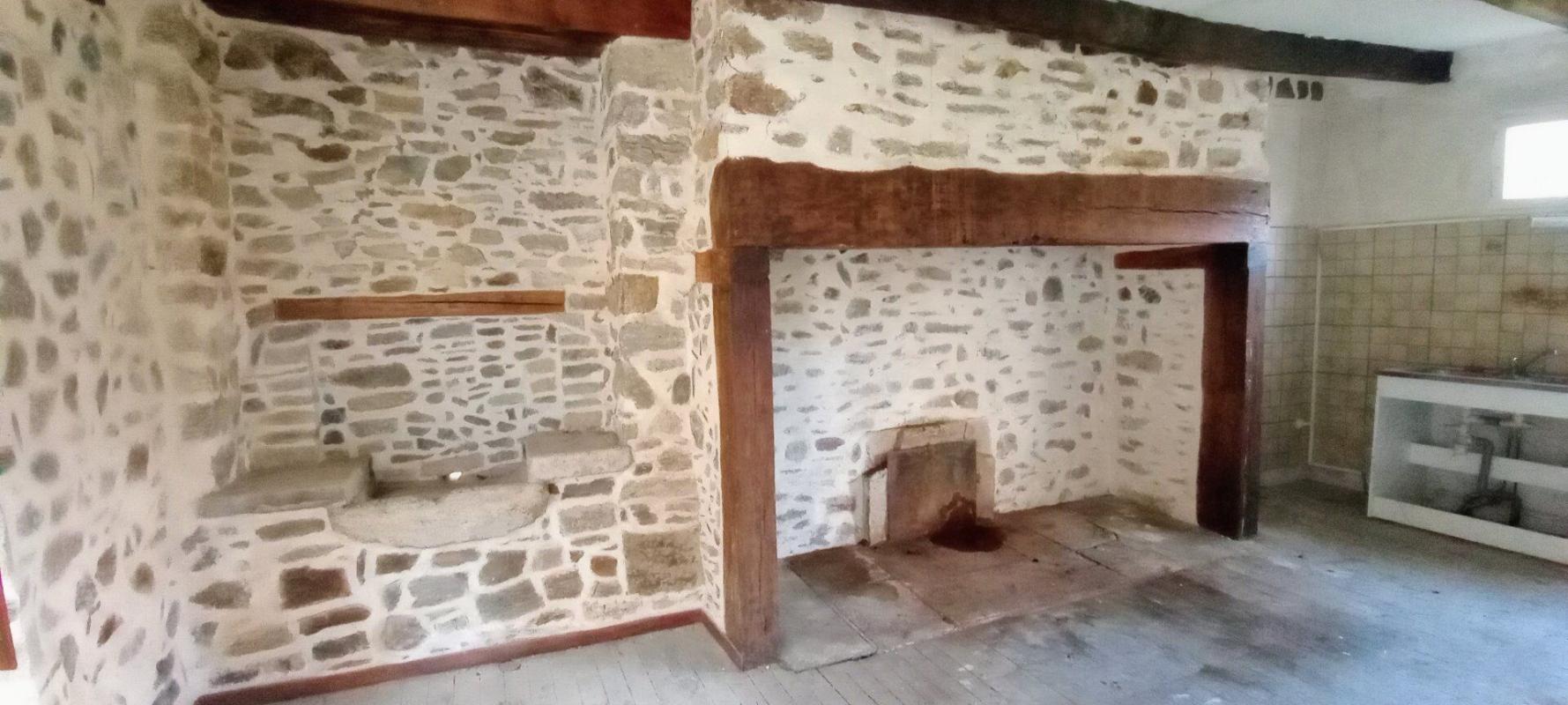2 bedroom maison en pierres in Forges, Corrèze, France